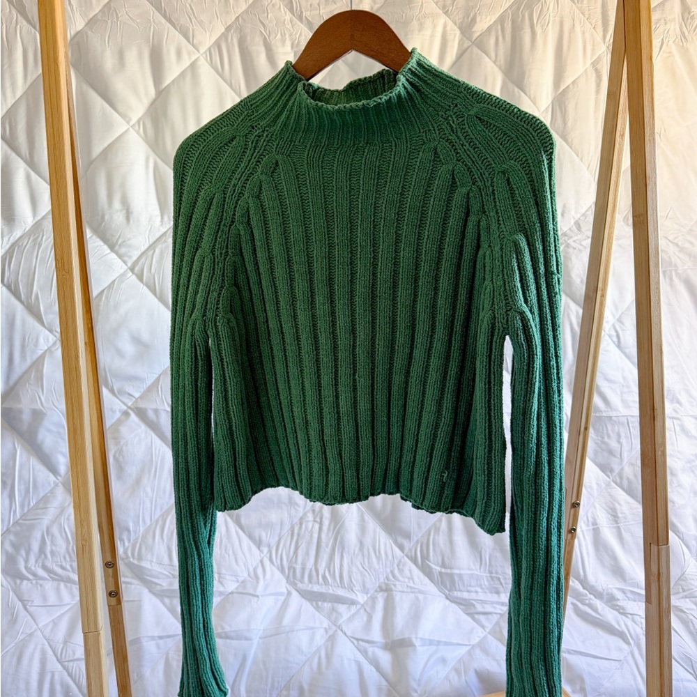 American Eagle Outfitters Green Ribbed Sweater